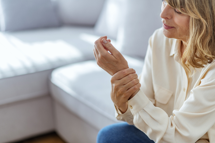 Rheumatoid Arthritis vs Osteoarthritis: Know the Difference